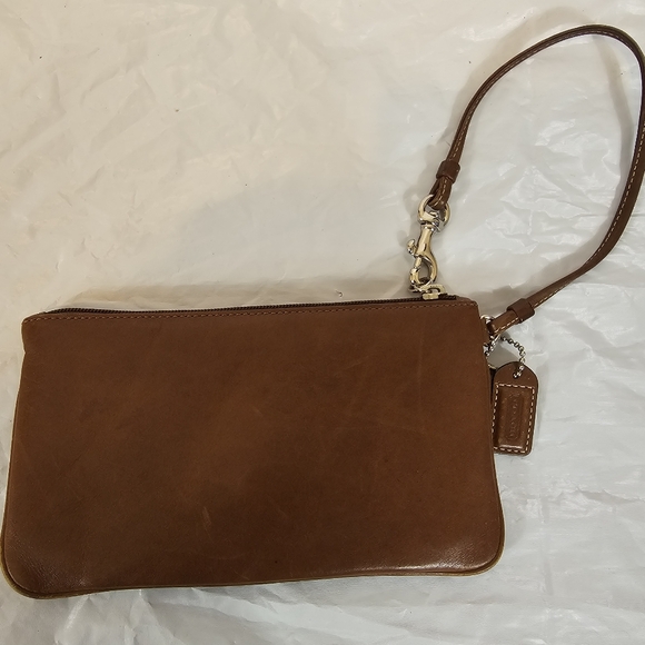 Coach Genuine Leather Corner Zip Wristlet Wallet - Picture 3 of 8